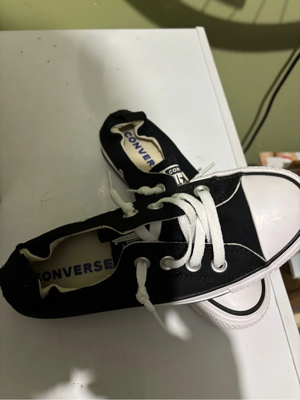 Converse Kids Black Canvas Low-Top Sneakers with White Accents size 6 girls